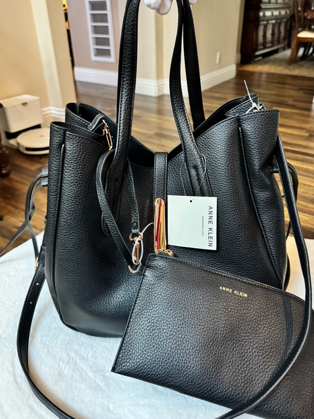 ✅NEW “Anne Klein” Black Pebbled Large Tote with Zip Pouch